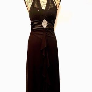 ⭐️3 for $11⭐️ 5 for $15 ⭐️ Vintage popover Semi formal/ formal dress by Taboo